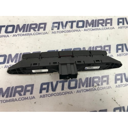 Кнопка аварийной сигнализации Opel Insignia A 2008-2017 23177688